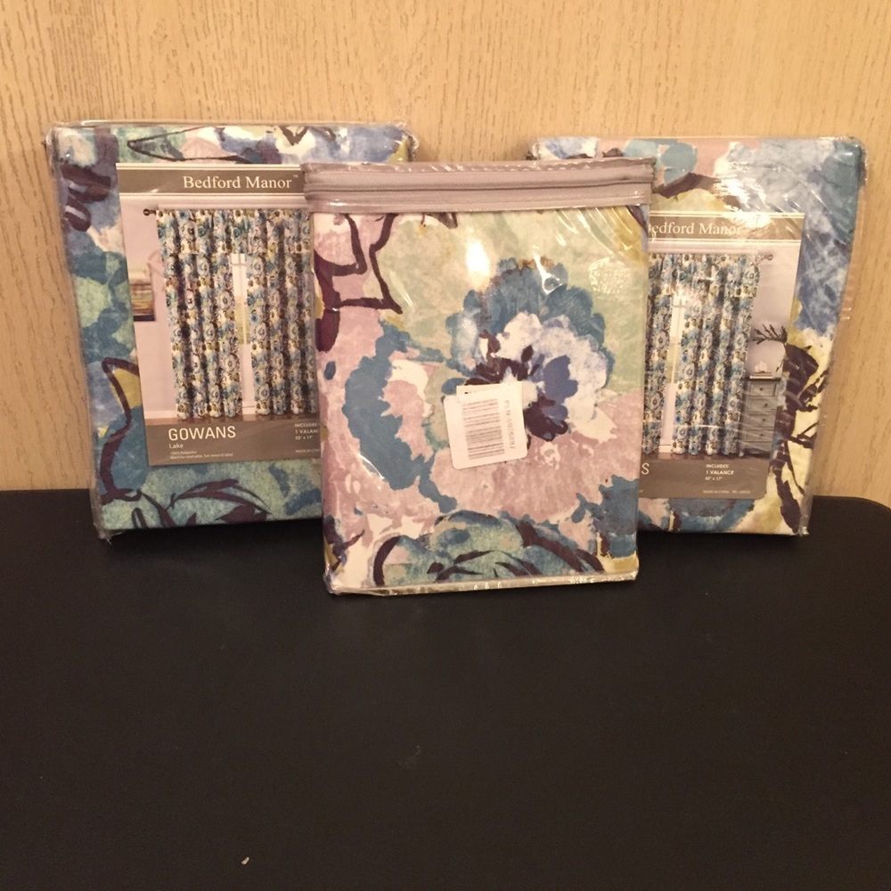 Bedford Manor Valances | NWT | 3 available